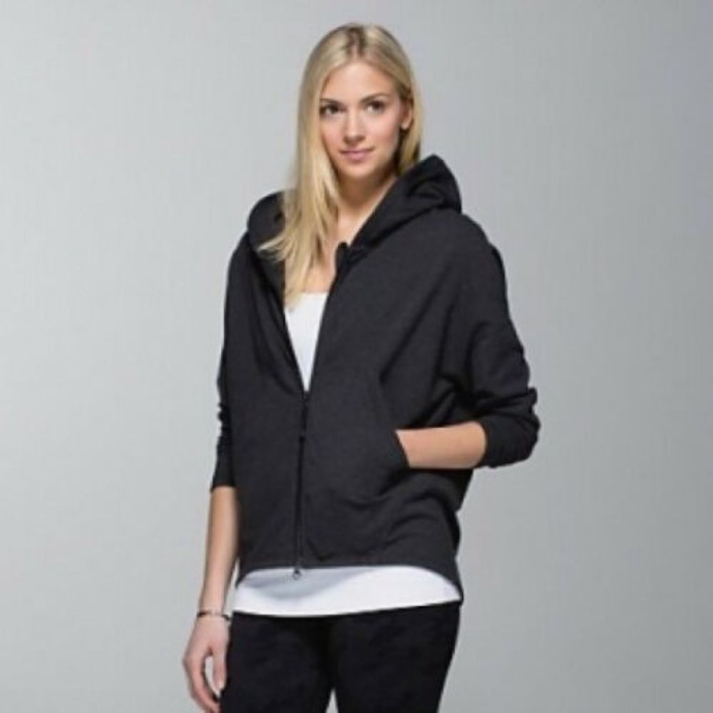 LULULEMON hold your om hoodie coat in heathered black Size 12